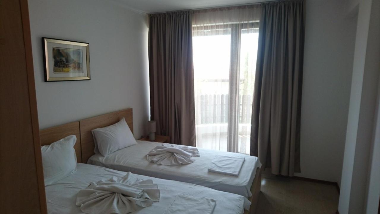 Villa Nina - Bay View Villas Кошарица Экстерьер фото